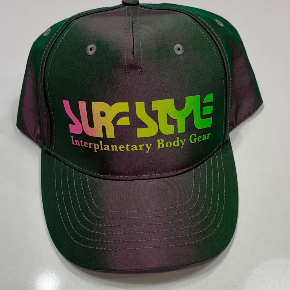 Surf Style hat.